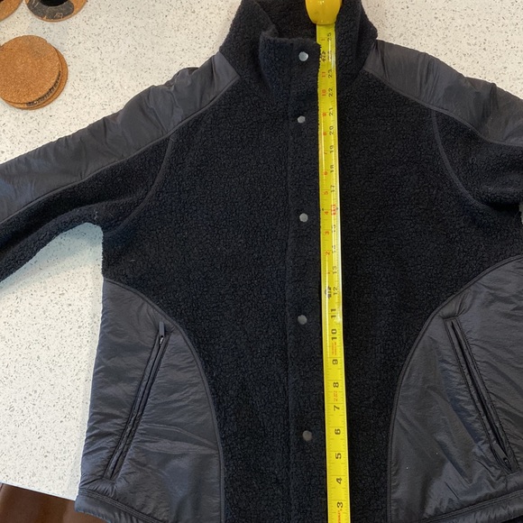 Lululemon go cozy jacket in black - Picture 9 of 9